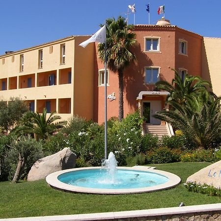 Le Nereidi Hotel & Residence Con Piscina-Tennis-Fitness-Parcheggio Coperto-Sala Conferenze La Maddalena  Kültér fotó