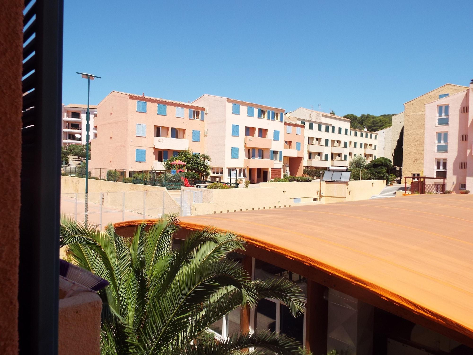Le Nereidi Hotel & Residence Con Piscina-Tennis-Fitness-Parcheggio Coperto-Sala Conferenze La Maddalena  Kültér fotó