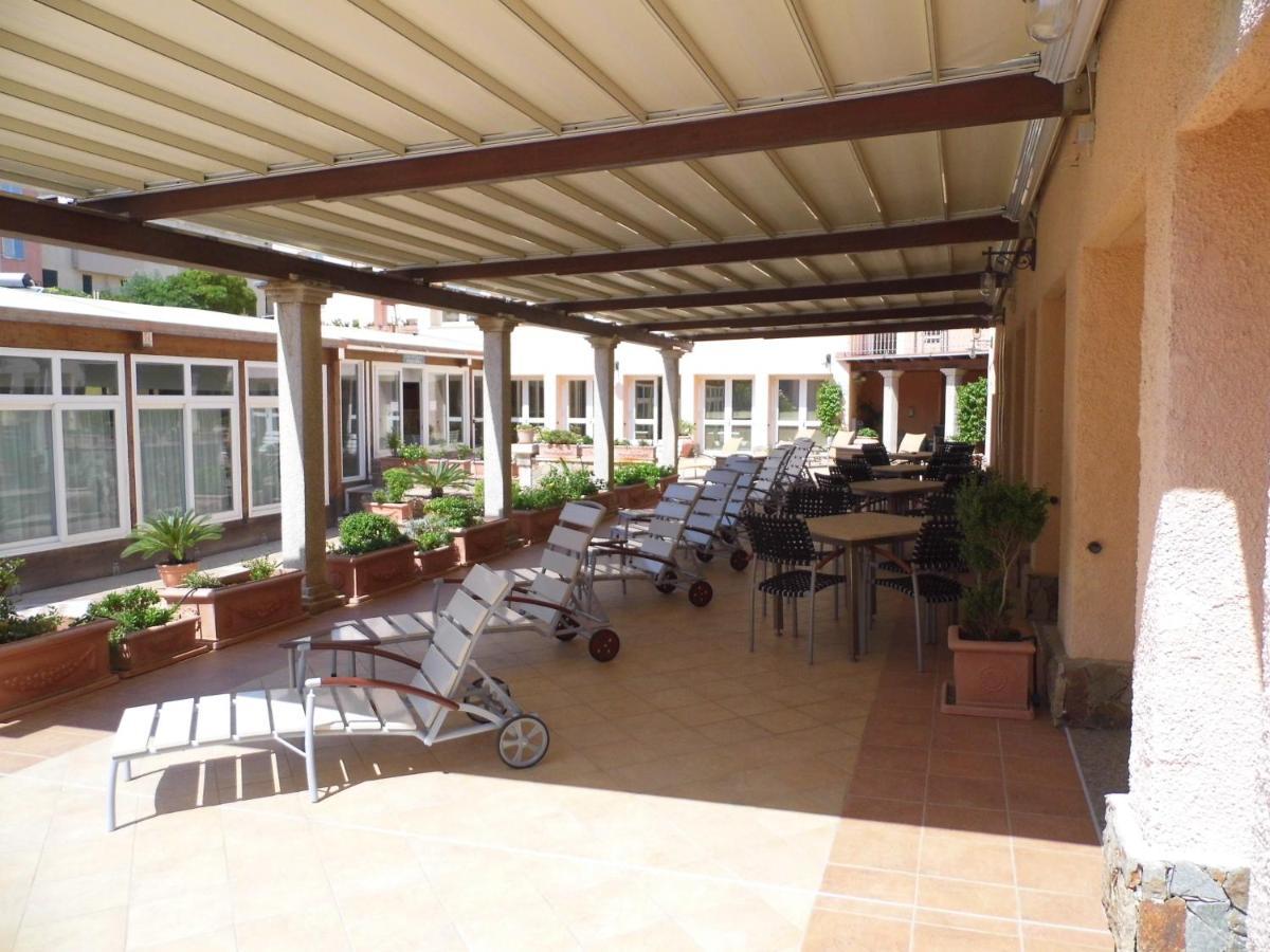 Le Nereidi Hotel & Residence Con Piscina-Tennis-Fitness-Parcheggio Coperto-Sala Conferenze La Maddalena  Kültér fotó