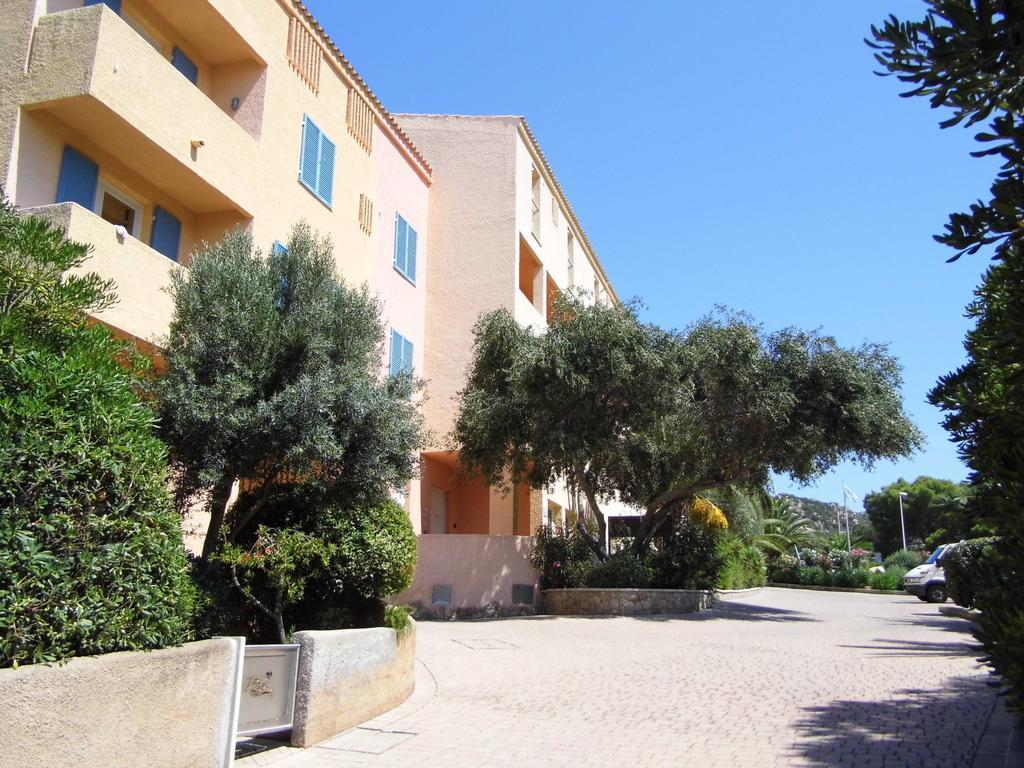 Le Nereidi Hotel & Residence Con Piscina-Tennis-Fitness-Parcheggio Coperto-Sala Conferenze La Maddalena  Kültér fotó
