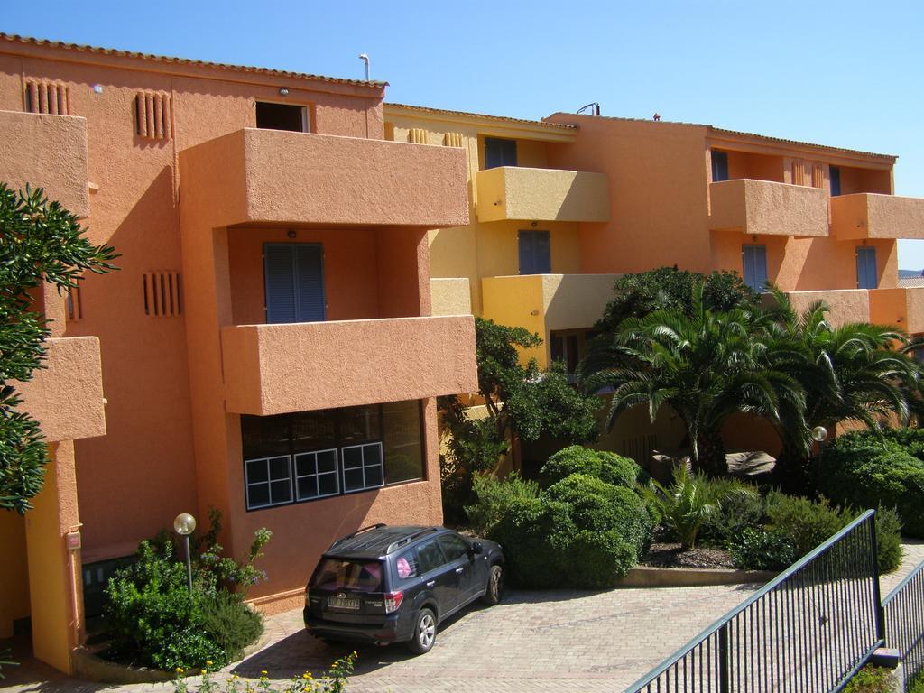 Le Nereidi Hotel & Residence Con Piscina-Tennis-Fitness-Parcheggio Coperto-Sala Conferenze La Maddalena  Kültér fotó