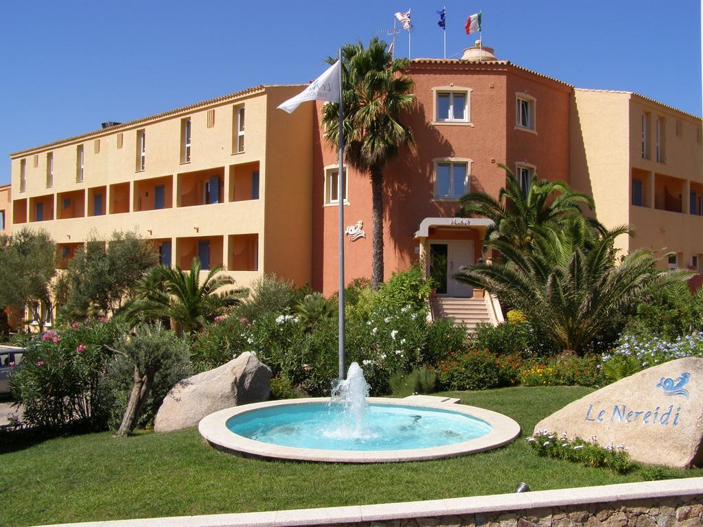 Le Nereidi Hotel & Residence Con Piscina-Tennis-Fitness-Parcheggio Coperto-Sala Conferenze La Maddalena  Kültér fotó